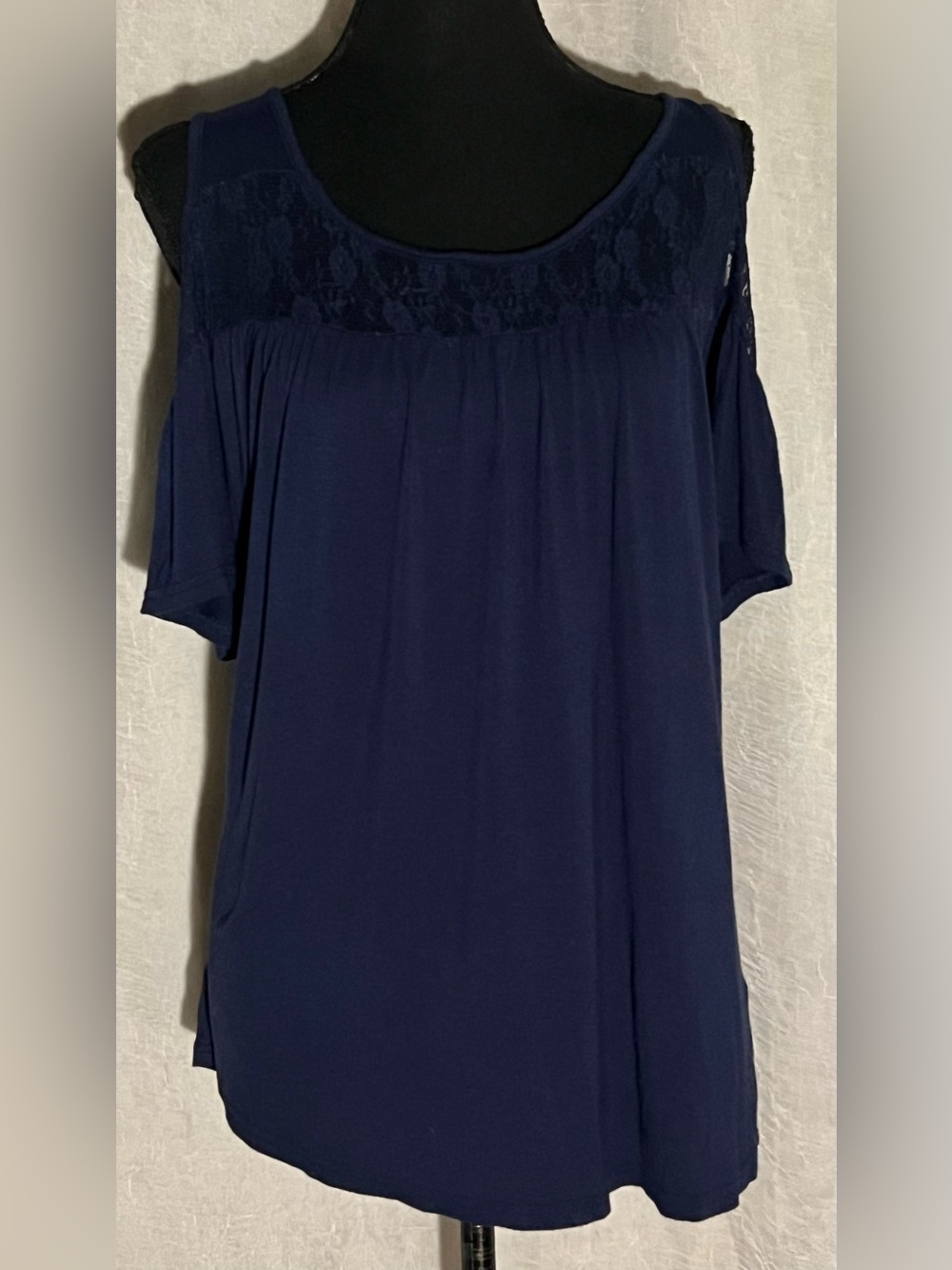 Women's Navy Cold-Shoulder Lace Yoke Top